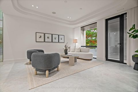 Photo 8 at 39 Chudleigh Avenue, Lawrence Park South, Toronto