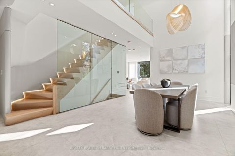 Photo 14 at 39 Chudleigh Avenue, Lawrence Park South, Toronto