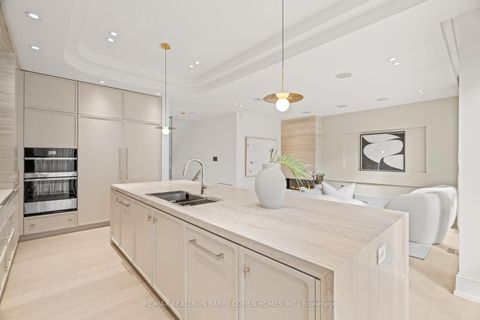 Photo 23 at 39 Chudleigh Avenue, Lawrence Park South, Toronto
