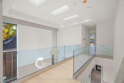 Photo 37 at 39 Chudleigh Avenue, Lawrence Park South, Toronto