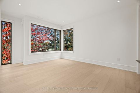 Photo 38 at 39 Chudleigh Avenue, Lawrence Park South, Toronto