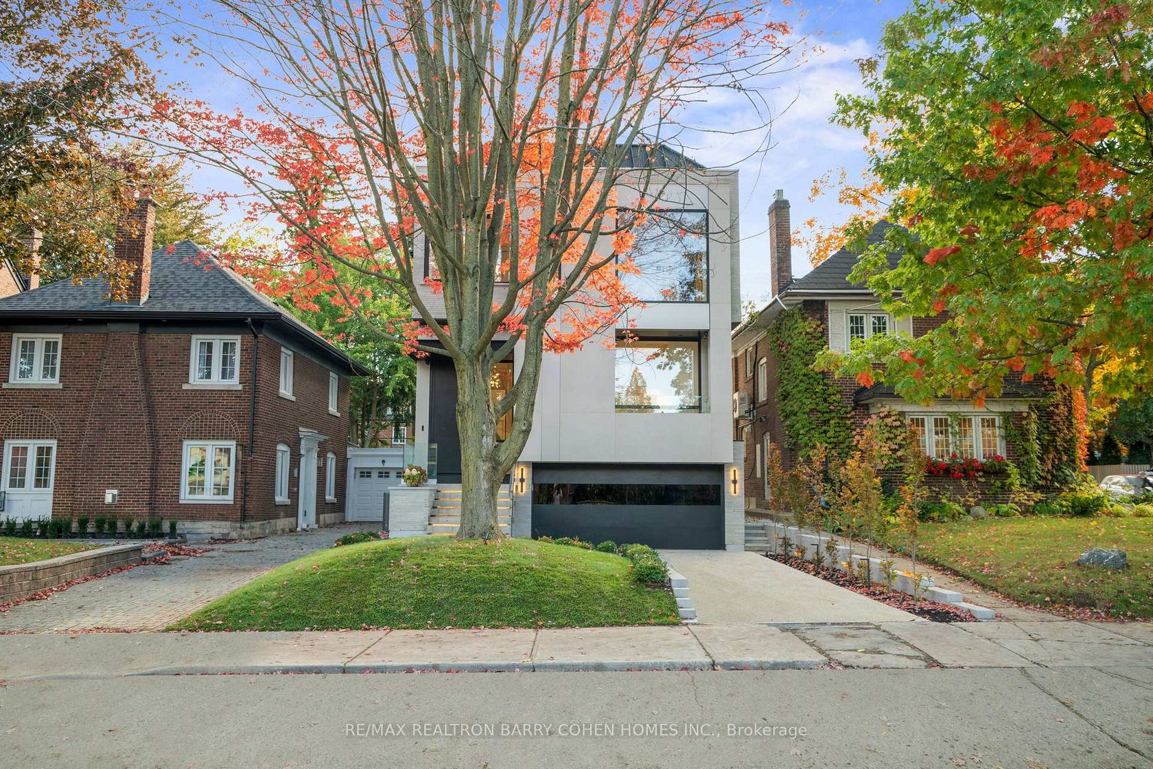 Photo 2 at 39 Chudleigh Avenue, Lawrence Park South, Toronto Photo 2 at 39 Chudleigh Avenue, Lawrence Park South, Toronto