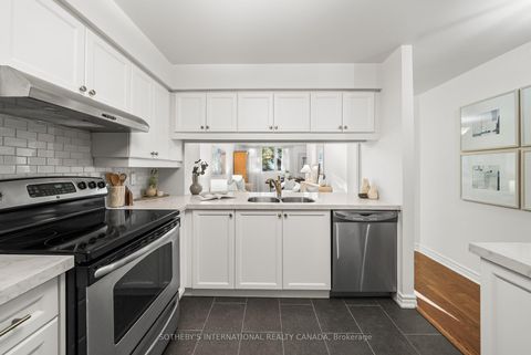 Photo 11 at 209 - 356 Mcrae Drive, Leaside, Toronto