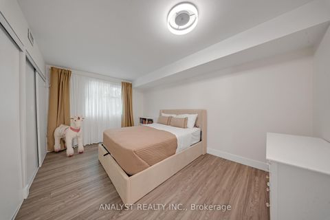 Photo 13 at 107 - 245 Pine Grove Road, Islington Woods, Vaughan