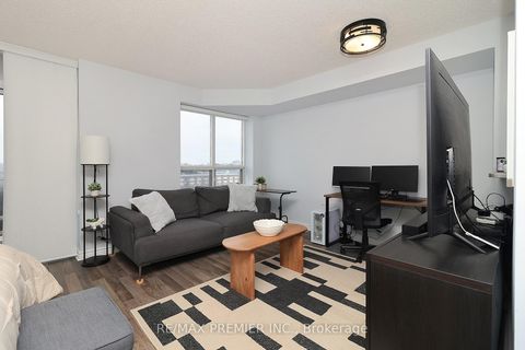 Photo 11 at 721 - 650 Lawrence Avenue, Lawrence, Toronto