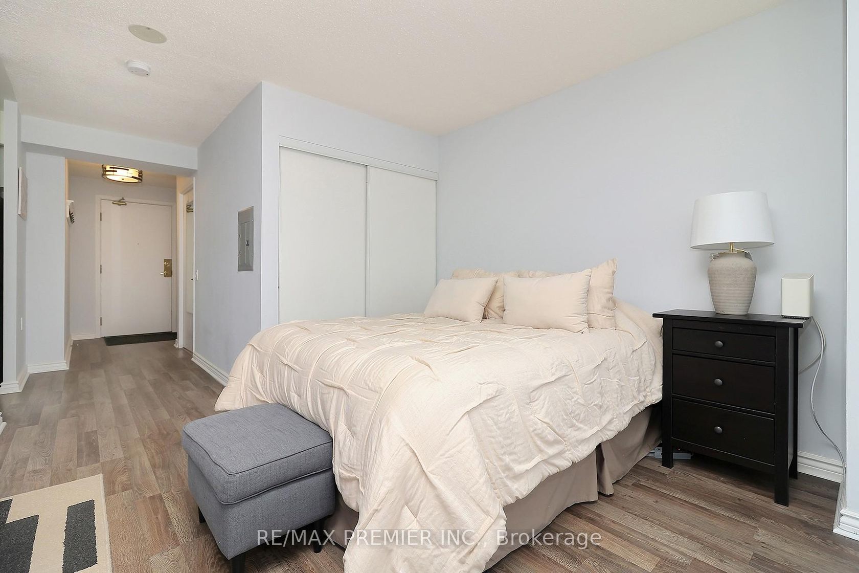 Photo 1 at 721 - 650 Lawrence Avenue, Lawrence, Toronto Photo 1 at 721 - 650 Lawrence Avenue, Lawrence, Toronto