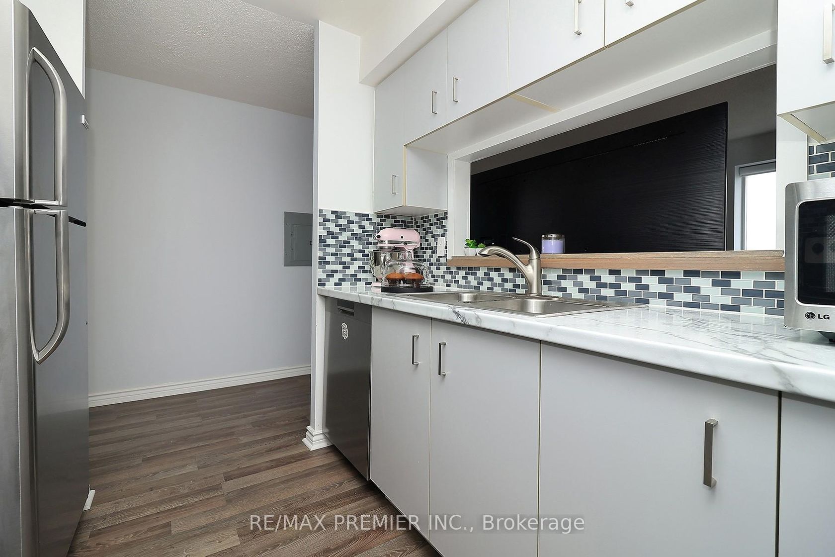 Photo 5 at 721 - 650 Lawrence Avenue, Lawrence, Toronto Photo 5 at 721 - 650 Lawrence Avenue, Lawrence, Toronto