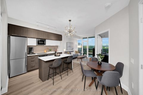 Photo 3 at 623 - 4800 Highway 7 Road, East Woodbridge, Vaughan