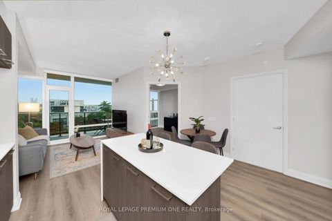 Photo 7 at 623 - 4800 Highway 7 Road, East Woodbridge, Vaughan