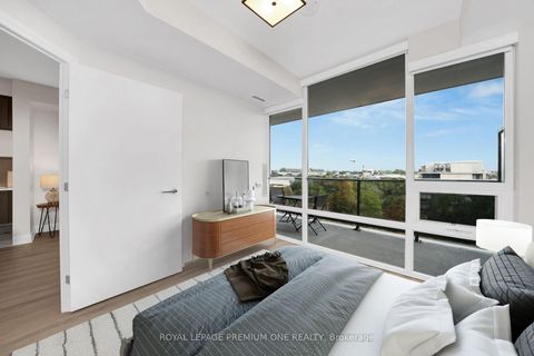 Photo 9 at 623 - 4800 Highway 7 Road, East Woodbridge, Vaughan