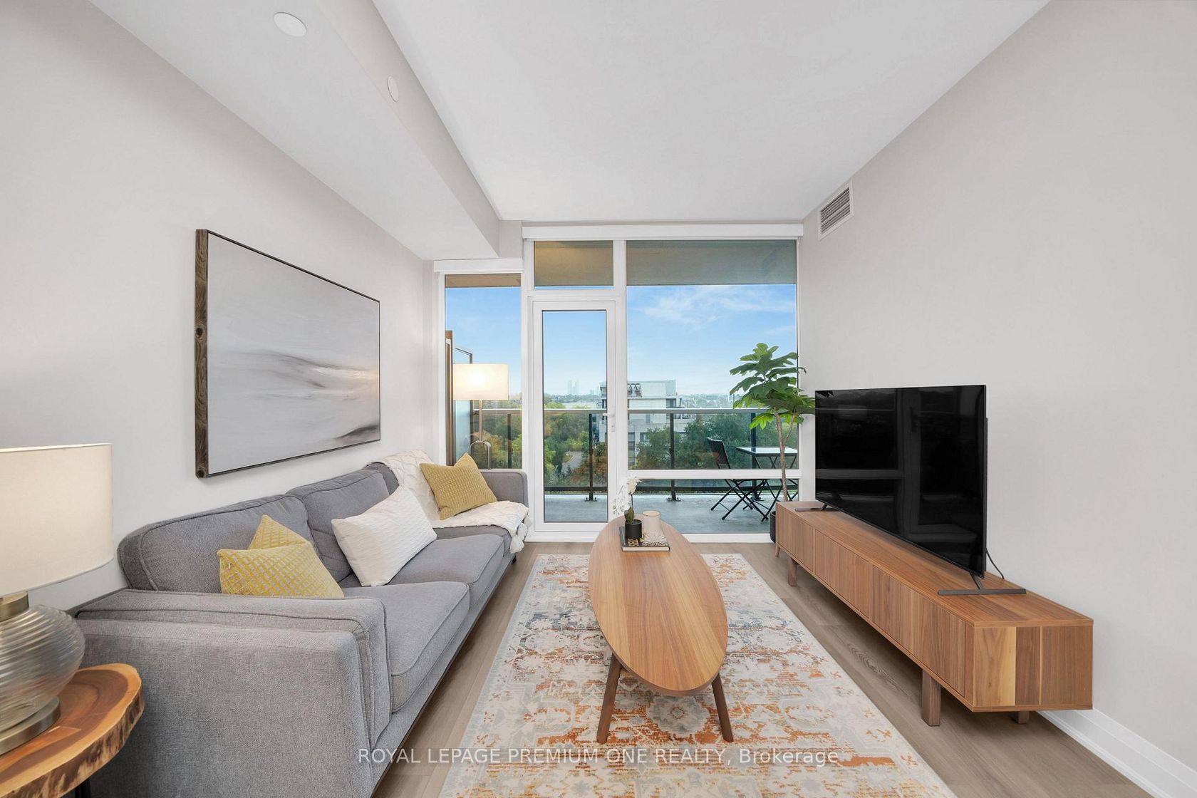 623 - 4800 Highway 7 Road, East Woodbridge, Vaughan photo number 2