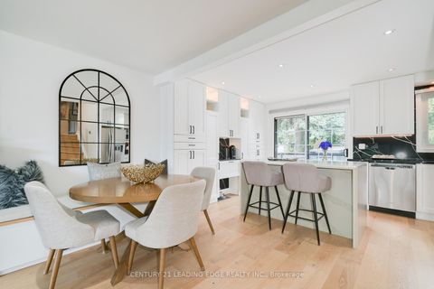 Photo 14 at 4 Aveline Crescent, Bendale, Toronto