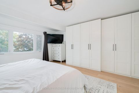 Photo 24 at 4 Aveline Crescent, Bendale, Toronto