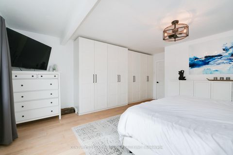 Photo 26 at 4 Aveline Crescent, Bendale, Toronto