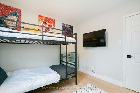 Photo 28 at 4 Aveline Crescent, Bendale, Toronto