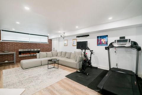 Photo 36 at 4 Aveline Crescent, Bendale, Toronto