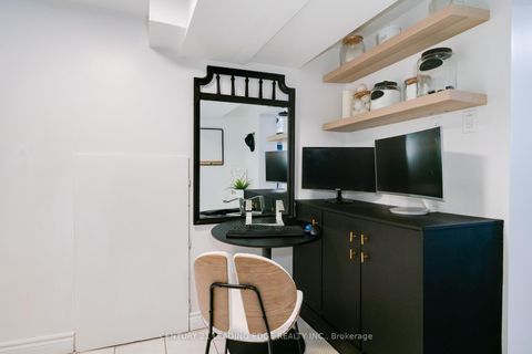 Photo 40 at 4 Aveline Crescent, Bendale, Toronto