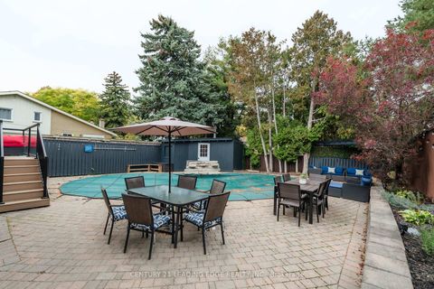 Photo 45 at 4 Aveline Crescent, Bendale, Toronto