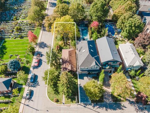Photo 3 at 2 Wingate Place, Forest Hill North, Toronto