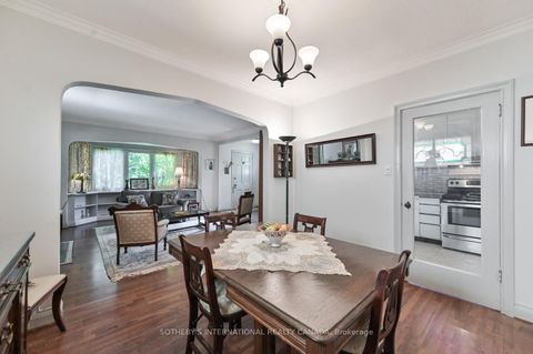 Photo 10 at 2 Wingate Place, Forest Hill North, Toronto