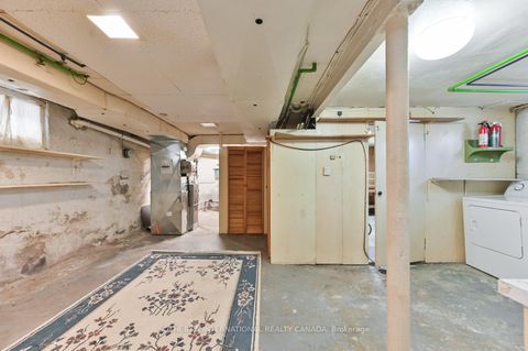 Photo 27 at 2 Wingate Place, Forest Hill North, Toronto