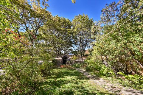 Photo 33 at 2 Wingate Place, Forest Hill North, Toronto