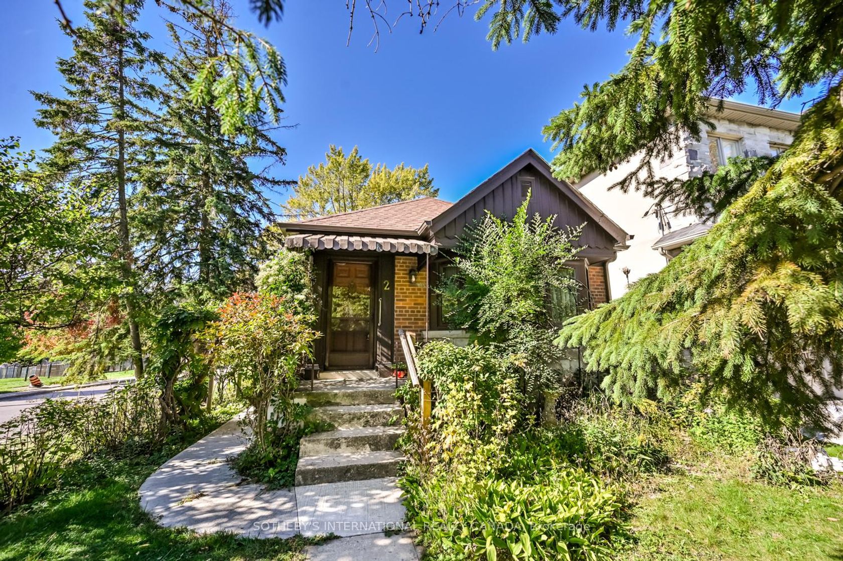 2 Wingate Place, Forest Hill North, Toronto 