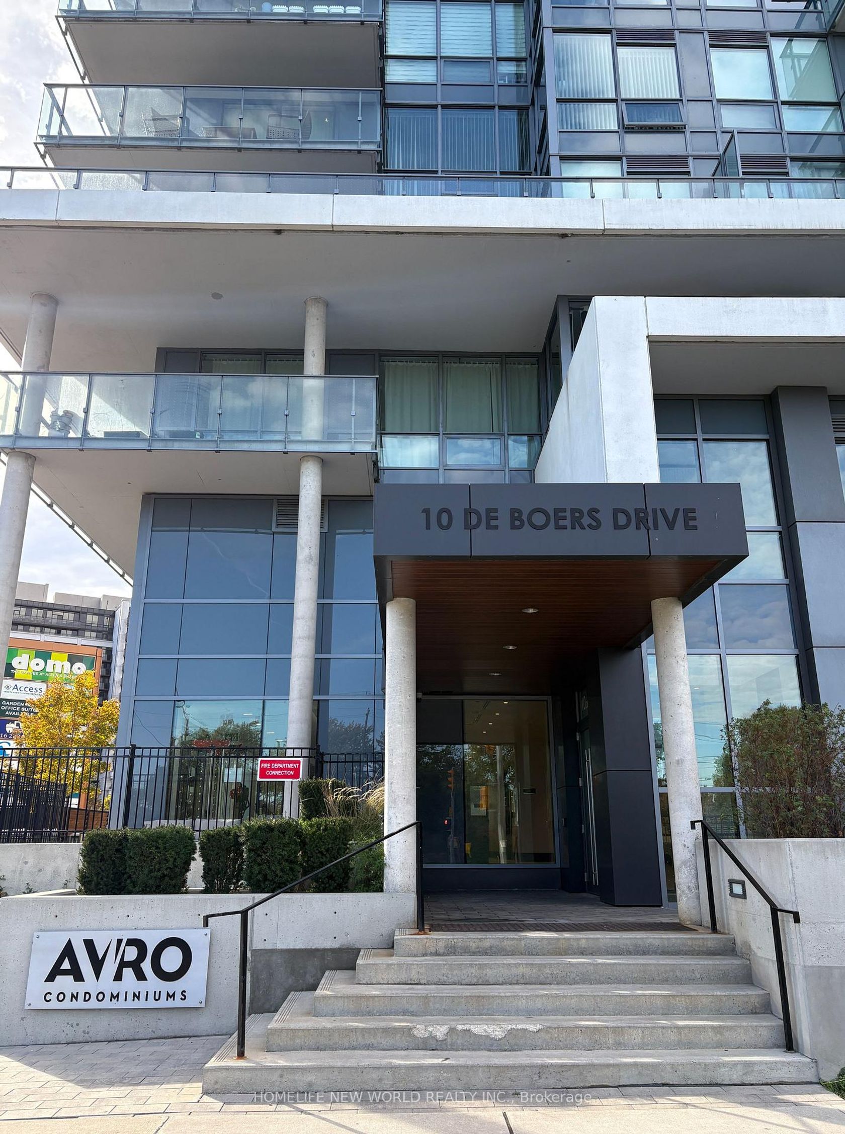 910 - 10 De Boers Drive, York University Heights, Toronto 