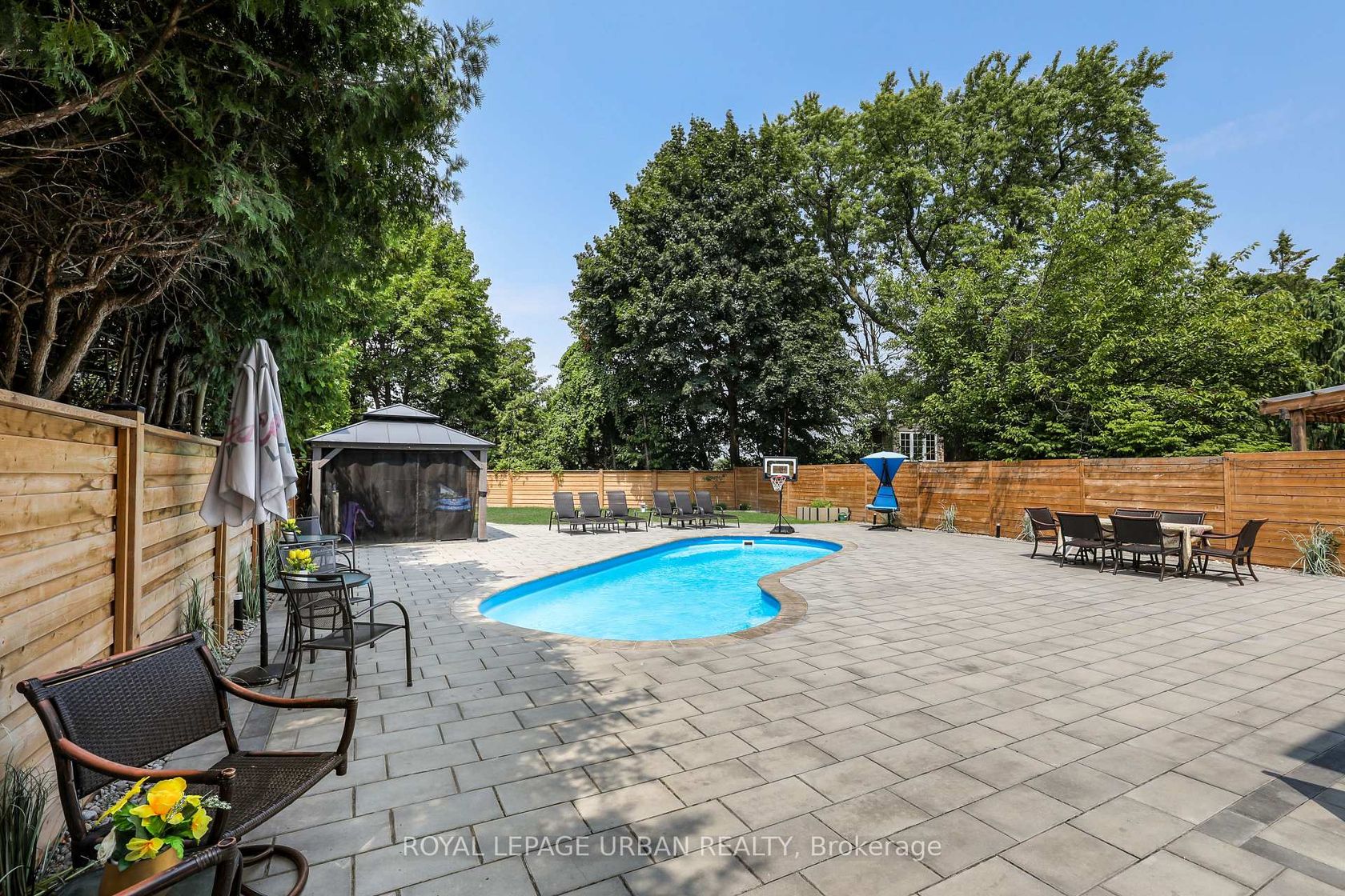 Photo 43 at 182 Parkview Hill Crescent, Parkview, Toronto Photo 43 at 182 Parkview Hill Crescent, Parkview, Toronto