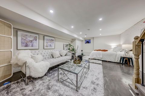 Photo 19 at 146 Manning Avenue, Bellwoods, Toronto