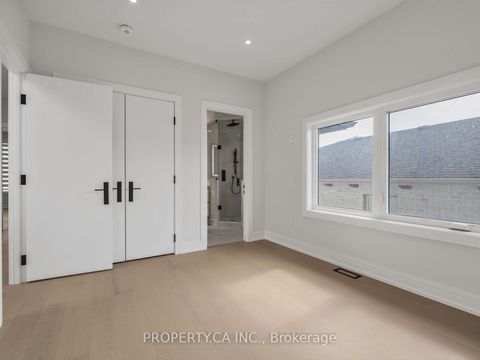 Photo 25 at 68 Lynnhaven Road, Lawrence, Toronto