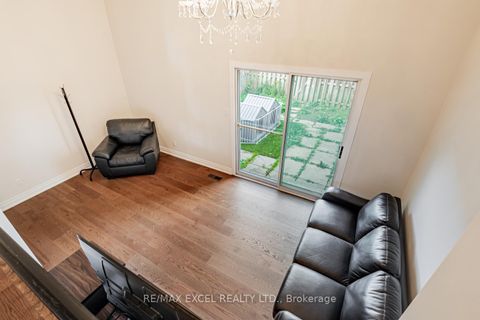 Photo 6 at #61 - 120 Beverly Glen Boulevard, L'Amoreaux, Toronto