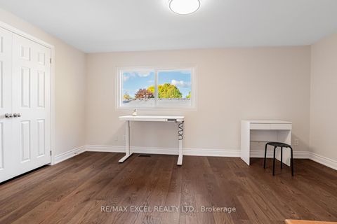 Photo 16 at #61 - 120 Beverly Glen Boulevard, L'Amoreaux, Toronto