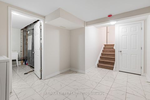 Photo 25 at #61 - 120 Beverly Glen Boulevard, L'Amoreaux, Toronto