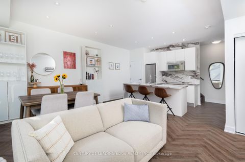 Photo 11 at 204 - 441 Jane Street, Bloor West Village, Toronto