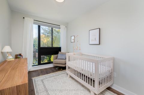Photo 18 at 204 - 441 Jane Street, Bloor West Village, Toronto