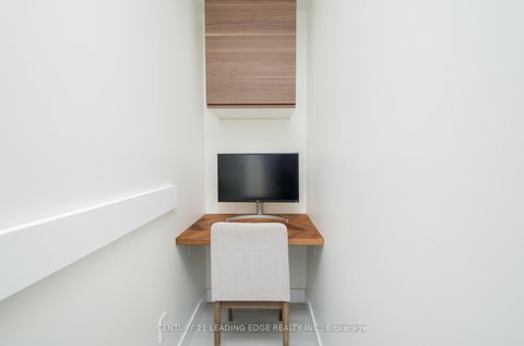 Photo 22 at 204 - 441 Jane Street, Bloor West Village, Toronto