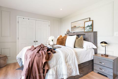 Photo 20 at 34 Topham Road, Parkview, Toronto