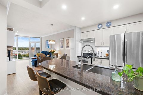 Photo 6 at PH906 - 50 OLD MILL Road, OO Old Oakville, Oakville