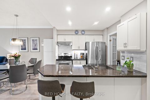 Photo 7 at PH906 - 50 OLD MILL Road, OO Old Oakville, Oakville