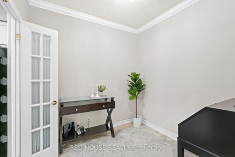 Photo 10 at PH906 - 50 OLD MILL Road, OO Old Oakville, Oakville