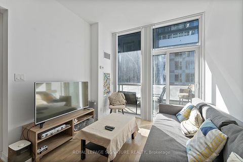 Photo 9 at 405 - 50 Ordnance Street, Niagara, Toronto