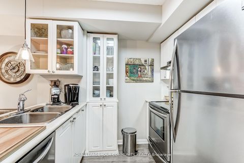 Photo 13 at 101 - 250 Pine Grove Road, Islington Woods, Vaughan