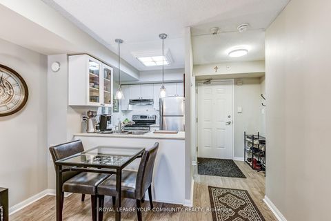 Photo 15 at 101 - 250 Pine Grove Road, Islington Woods, Vaughan