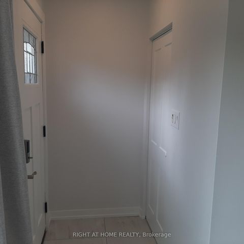 Photo 2 at 32 Davis Road, Aurora Highlands, Aurora
