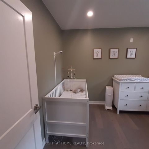 Photo 15 at 32 Davis Road, Aurora Highlands, Aurora