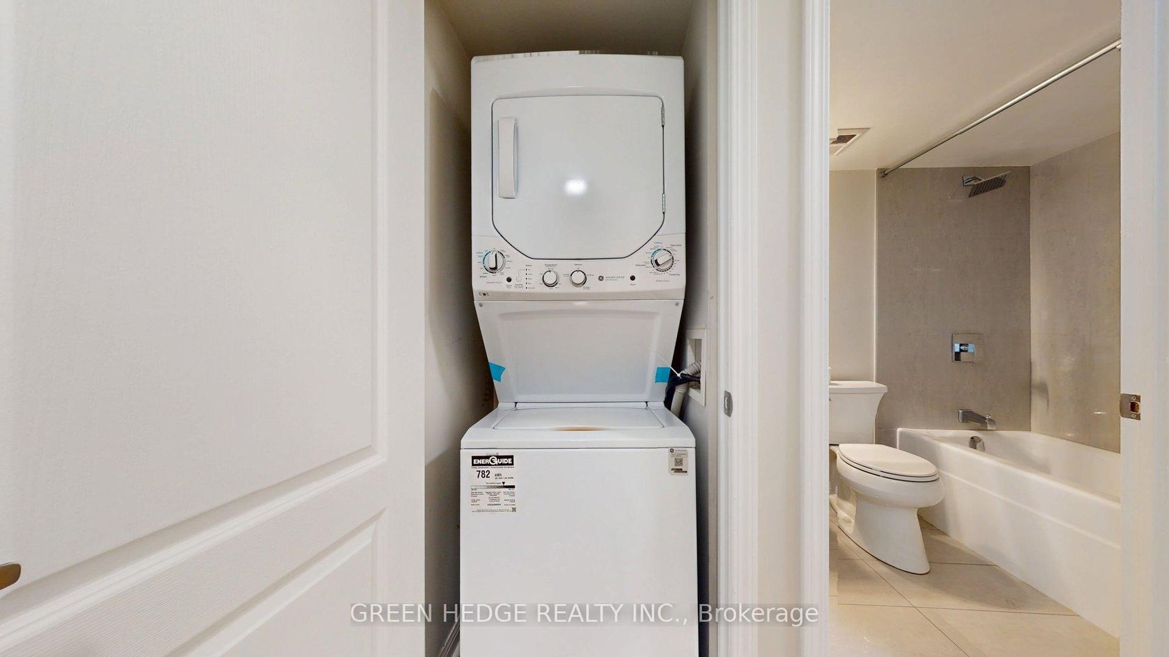 Photo 14 at 418 - 12 Douro Street, Niagara, Toronto Photo 14 at 418 - 12 Douro Street, Niagara, Toronto