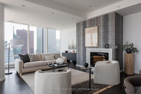 Photo 14 at 6104 - 180 University Avenue, Bay Street Corridor, Toronto