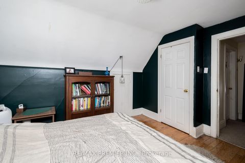 Photo 13 at 300 Keele Street, Junction Area, Toronto