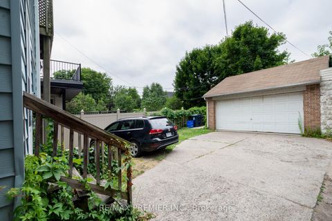 Photo 15 at 300 Keele Street, Junction Area, Toronto